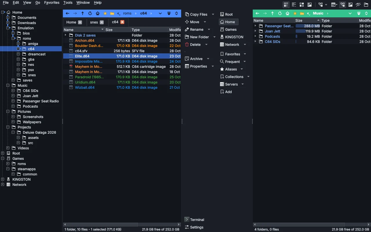 Directory Duo in the DirDuo Dark theme.